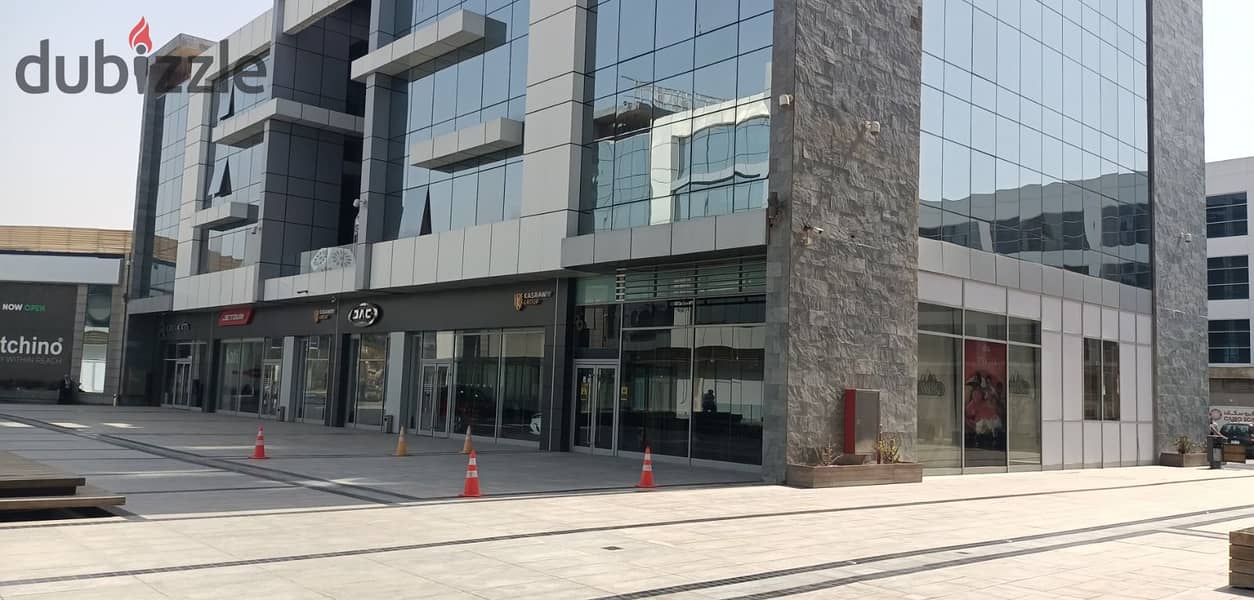 For sale 360 Sqm medical facility in Twin Towers Mall Sheikh Zayed Directly on the axis 26 July 8