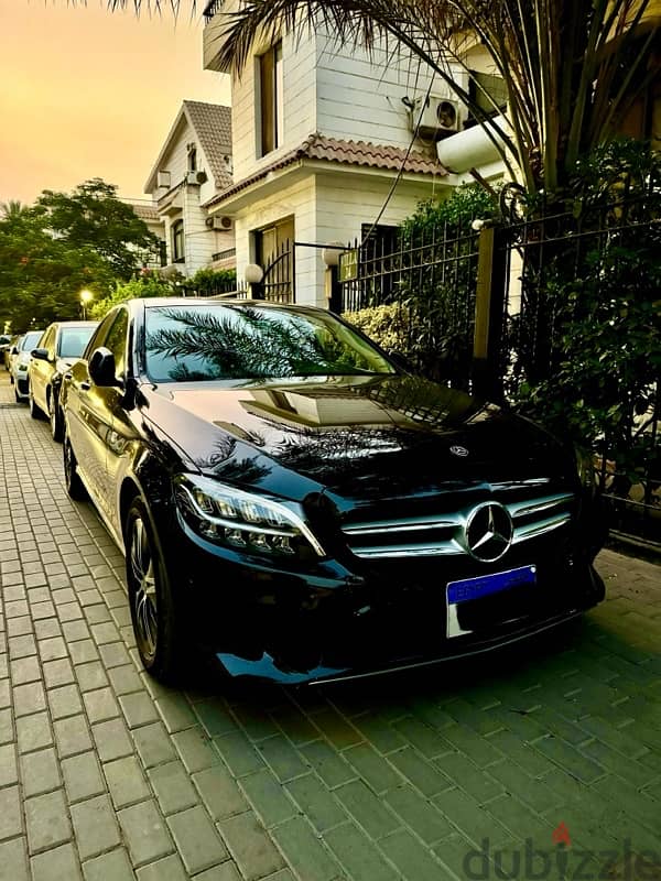 Mercedes-Benz C180 avantgrade+ 2020 1