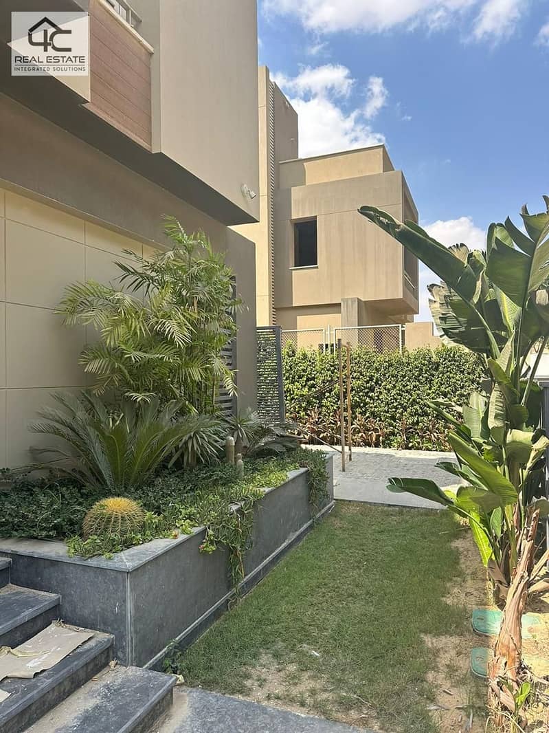 Standalone Villa ready to move fully finished view landscape with the lowest total in the market in Palm hills katameya 12