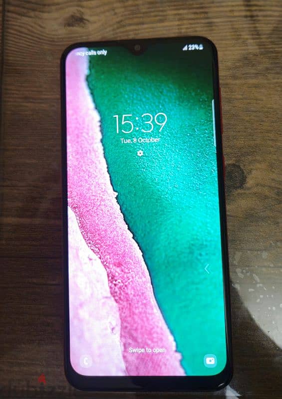 Samsung A20 بحاله ممتازه 0