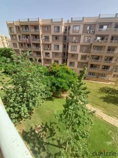 Apartment in Madinaty, ultra super lux finishes, view wide garden, B6, an area of 124 meters