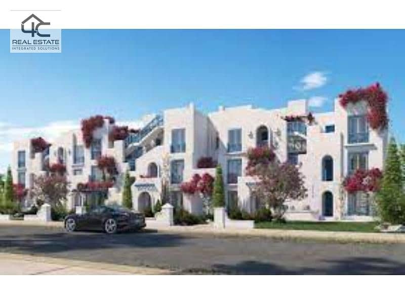 Town house 170m in mountain view ras elhekma under market price 3Br with down payment & installments fully finished view pool. 3