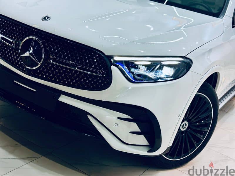 مرسيدس GLC 200 2023 AMG اعلي فئة زيرو ادفع 1,800 وقسط بأقل فوائد 4