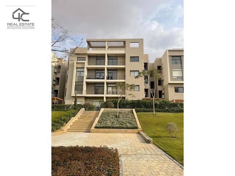 Apartment for sale 168m in Fifth Square Compound Under Market Price In A prime Location Fully Finished With Air Conditioning 2