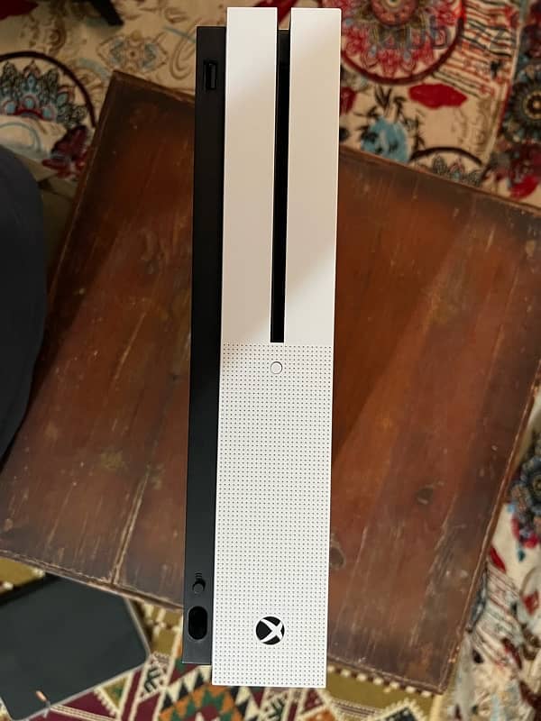 Xbox one s 6