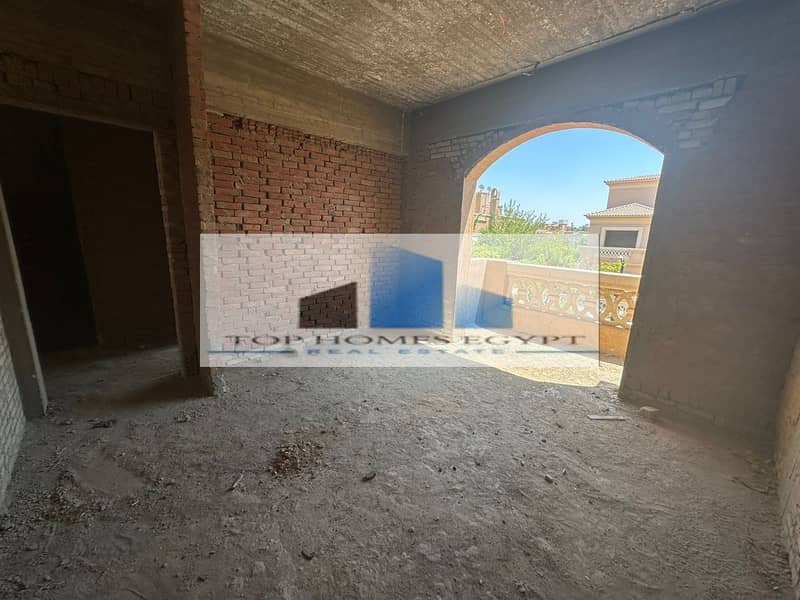 Villa for sale 349 SQM with a private garden in a prime location in La Nuova Vista Misr Italia - Garden 8 - New Cairo 4