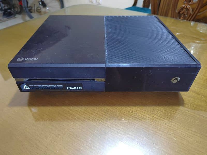 Xbox One Fat 500GB + 4 CDs 1