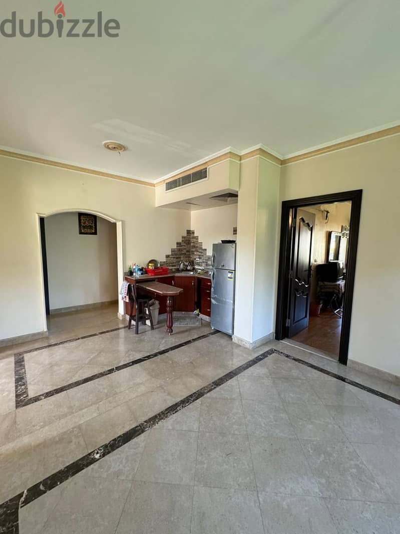 a villa for rent in madinaty with kitchen and ac's 11