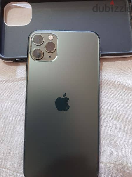 iphone 11 pro max 256 ايفون 4