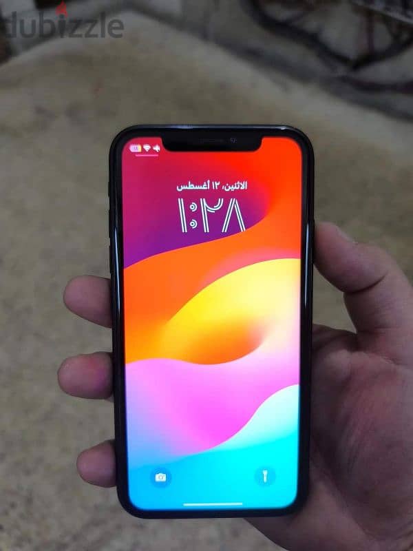 ايفون Xr متفتحش وتربروف 128 جيجا بالكرتونة 1