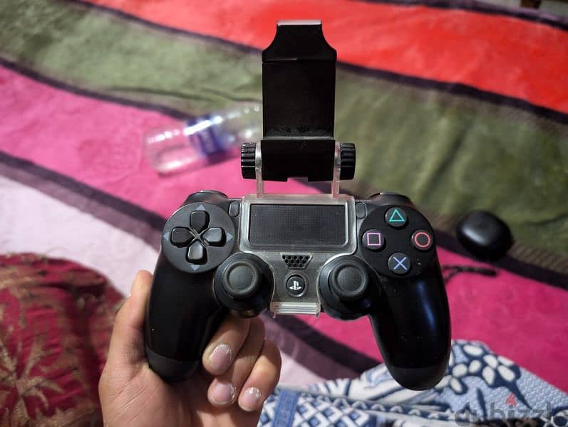 PS4 controller + phone clip دراع للموبايل مع مشبك معدني للموبايل 1