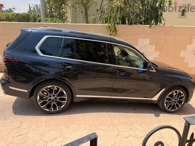 BMW X7 2023 zero ، زيرو لم ترخص من الوكيل 4