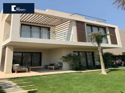 villa standalone with open view , 10-year installments in Sodic East Compound, Al-Shorouk, in front of Madinaty