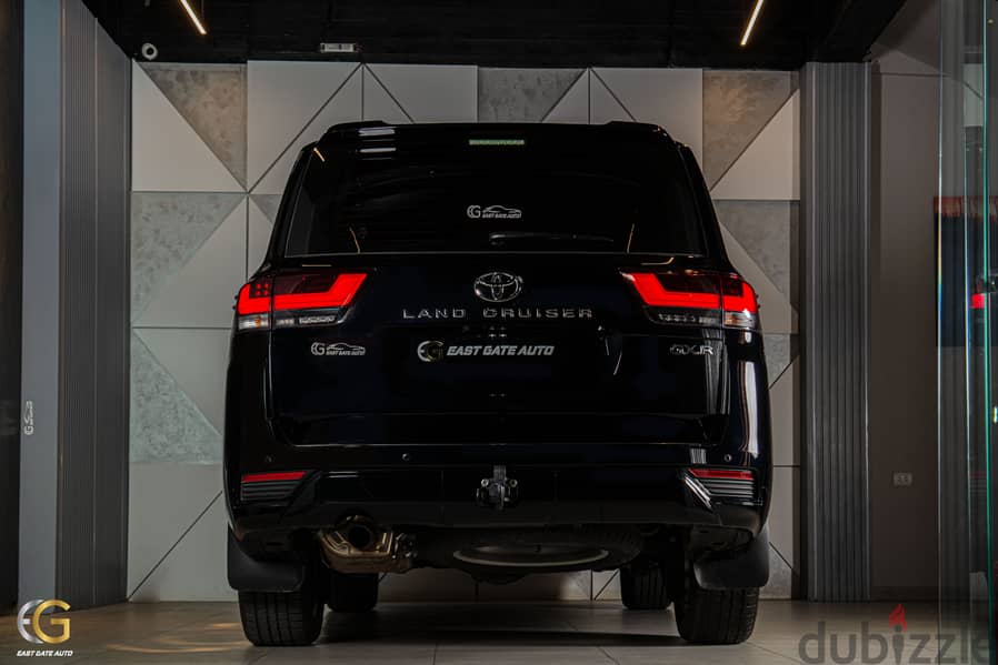 Toyota Land Cruiser 2023 GXR 7