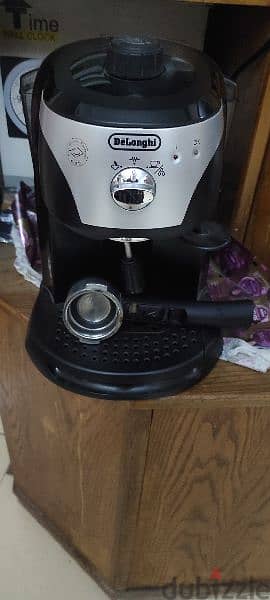 ماكينة تحضير قهوة اسبريسو  Delonghi EC221 2