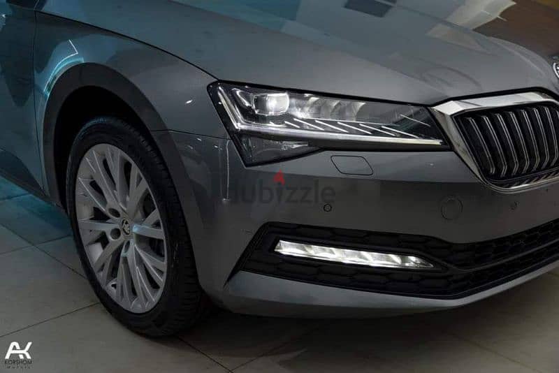 Skoda Superb2023 Ambition ادفع 900 الف واستلم عربيتك باقل فايده 16 4