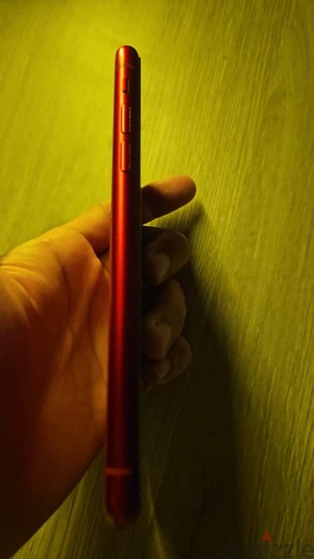 Apple Iphone XR (Product Red) - like brand new 6