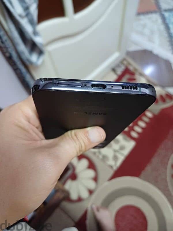 S23 plus 256Gb  بحالة الزيرو نسخة محلى بالفاتورة 3