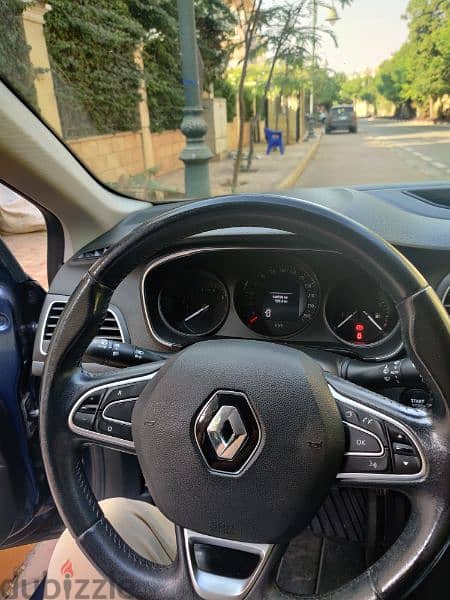 Renault Megane 2019 3