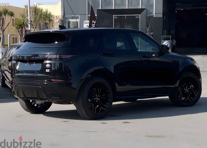 Land Rover Evoque 2023 1