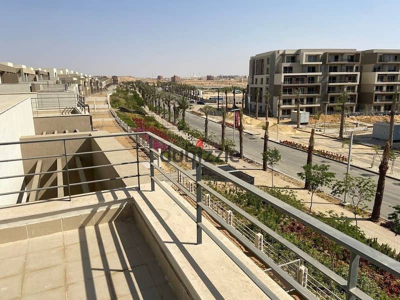 The last studio 63 m + private roof near Mall of Arabia in Badya Palm Hills October with the lowest down payment 6