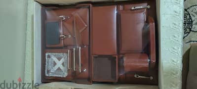 Office leather set.  طقم مكتب جلد