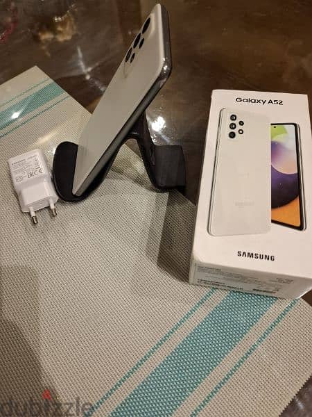 samsung A52 mobile 3