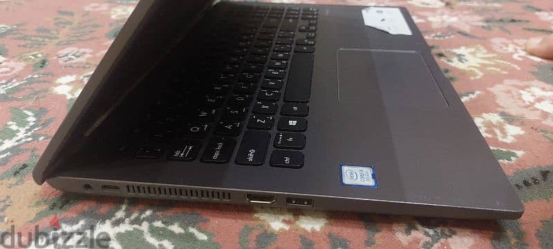 Laptop    مستعمل 1