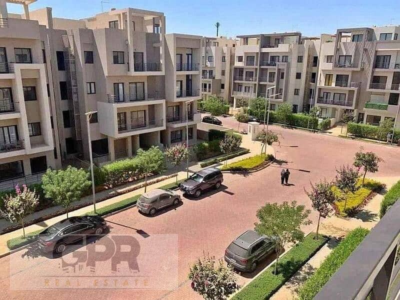 For quick sale, a fully finished apartment in Fifth Square Compound, Fifth Settlement 1