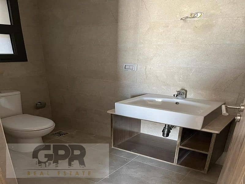 لسرعة البيع شقة لقطه متشطبه بالكامل في كمبوند فيفث سكوير التجمع | For quick sale, a fully finished apartment in Fifth Square 7