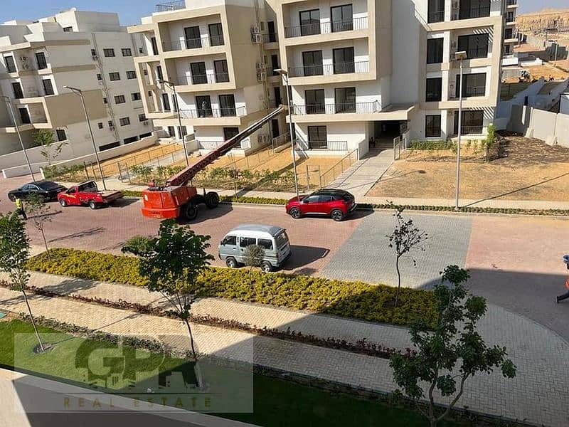 لسرعة البيع شقة لقطه متشطبه بالكامل في كمبوند فيفث سكوير التجمع | For quick sale, a fully finished apartment in Fifth Square 9