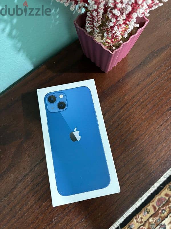 iphone 13 128g 100% لسه في ضمان ابل 3