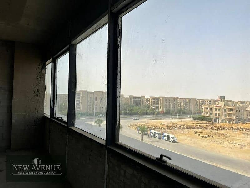 Office 265m in Cairo Business Park New Cairo| Rent 8