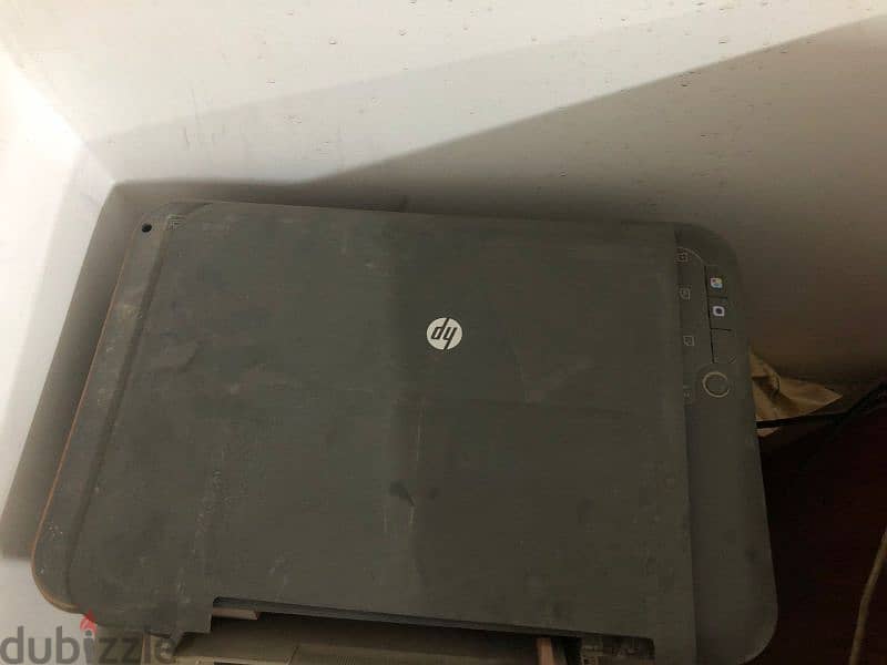 طابعه hp  Deskjet 2050A 1