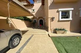 He inspected and received a townhouse villa on the key at the end of Teseen Street in La Vista City