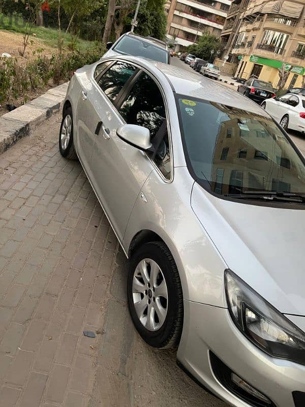 اوبل استرا ٢٠٢١ فابريكا بالكامل - Opel Astra 2021 65000 km 9