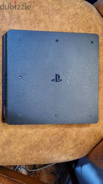 PS4 Slim 1TB 5