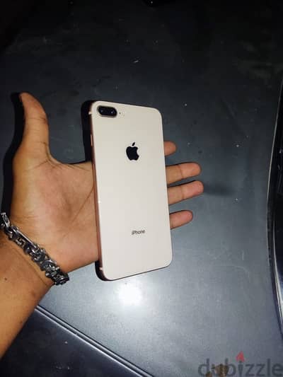 iPhone 8 Plus