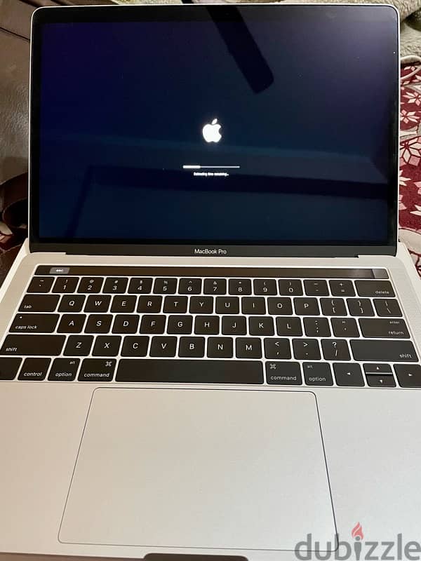 Macbook pro 2016 13 inch -Touch bar 1