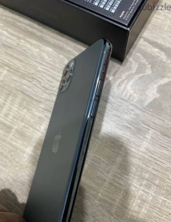 iphone 11 pro max 3