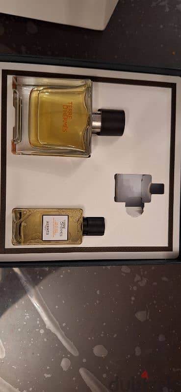 Terre d'hermes pure perfume & shower gel تيرى هيرمس 5