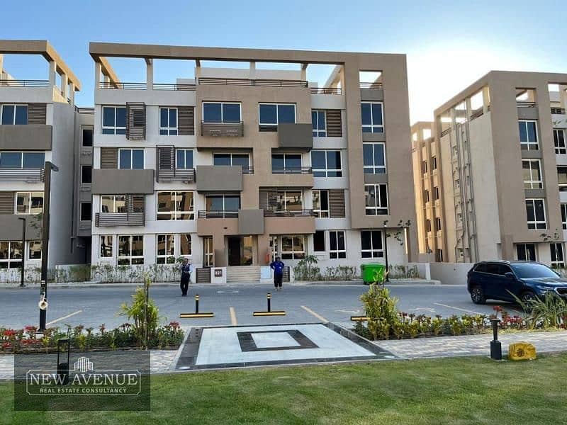 Penthouse with Downpayment in Granda life El Shorouk city 1