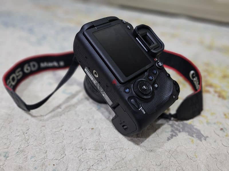 New Canon 6D mark2 + Lens 50m Stm F 1.8 1