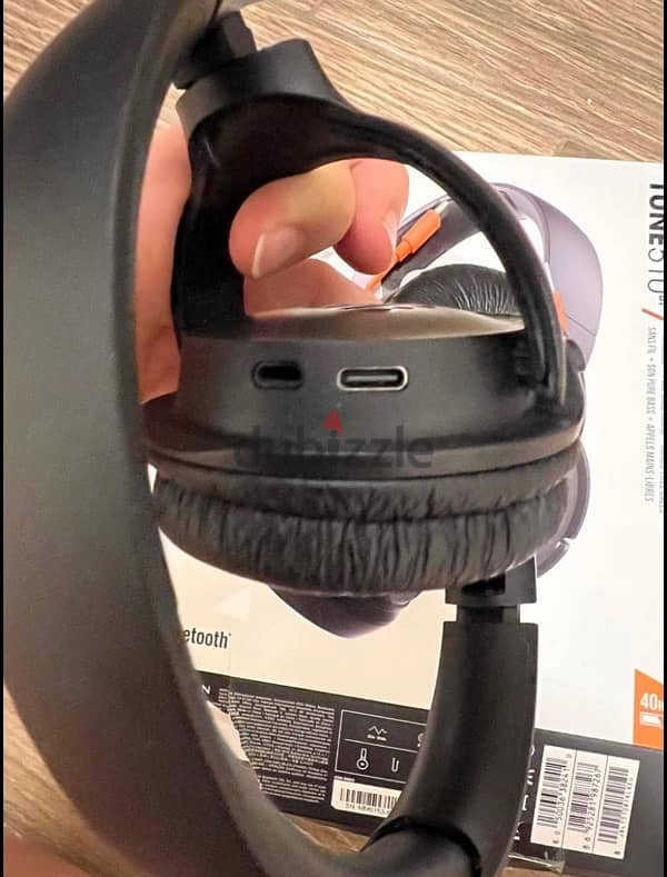 Original JBL Tunes 510BT Overear headphones 3