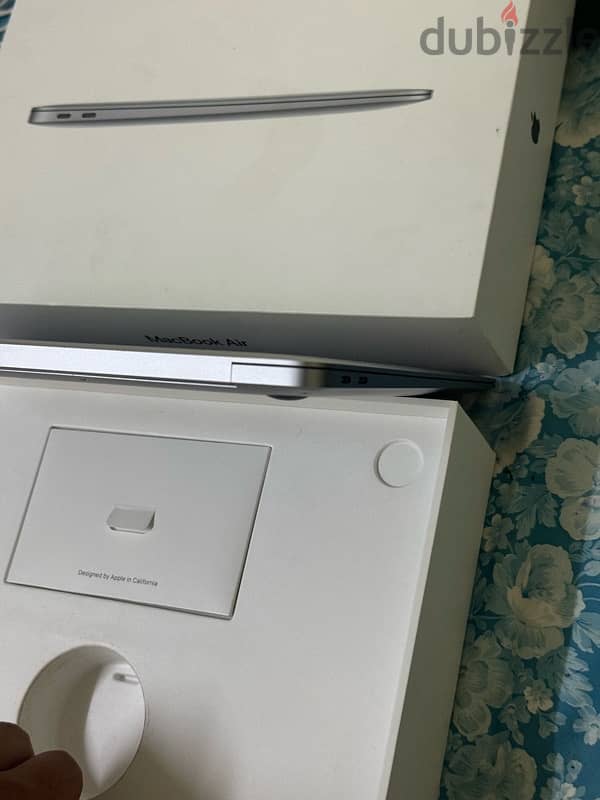 MacBook Air 2020 M1 100% KSA Full box ماك بوك اير ام ١ 2