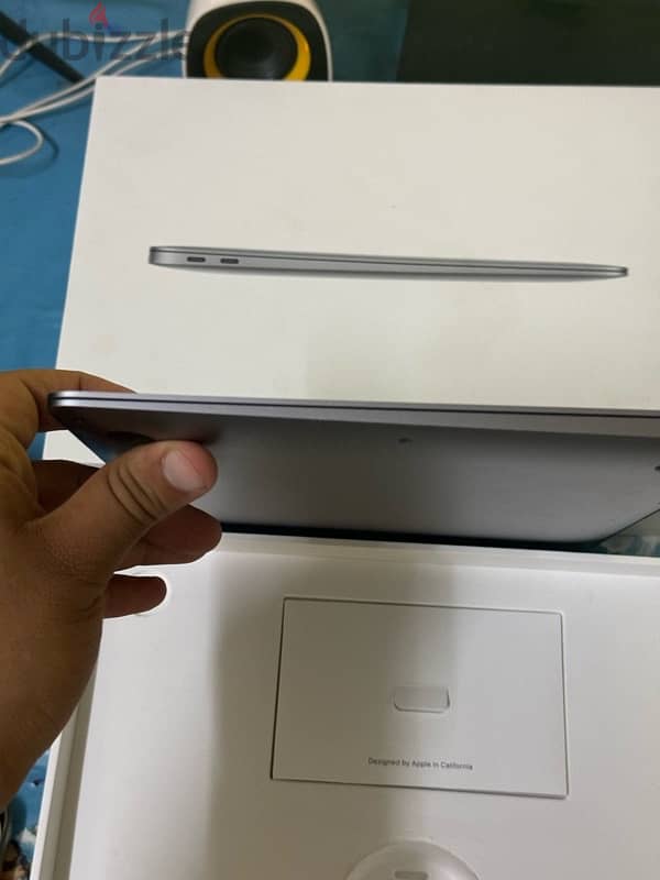 MacBook Air 2020 M1 100% KSA Full box ماك بوك اير ام ١ 6