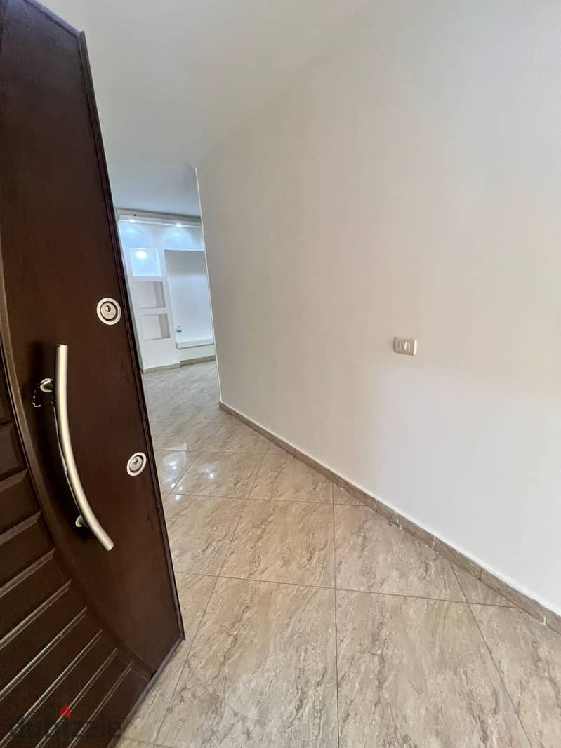 Apartment for residential rent at an attractive price in Narges, 6 villas in the Fifth Settlement 10