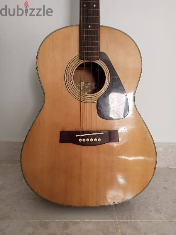 Yamaha Acoustic Guitar 1