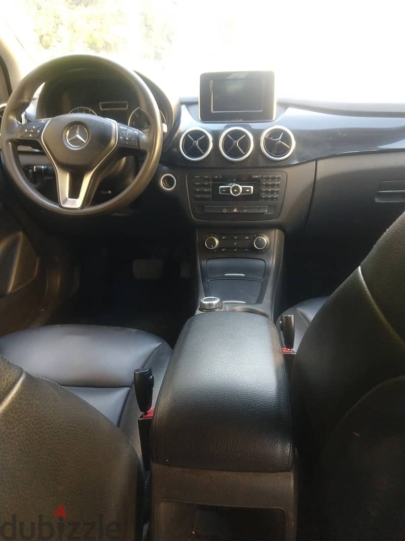 Mercedes Benz B200 in Perfect Condition 2