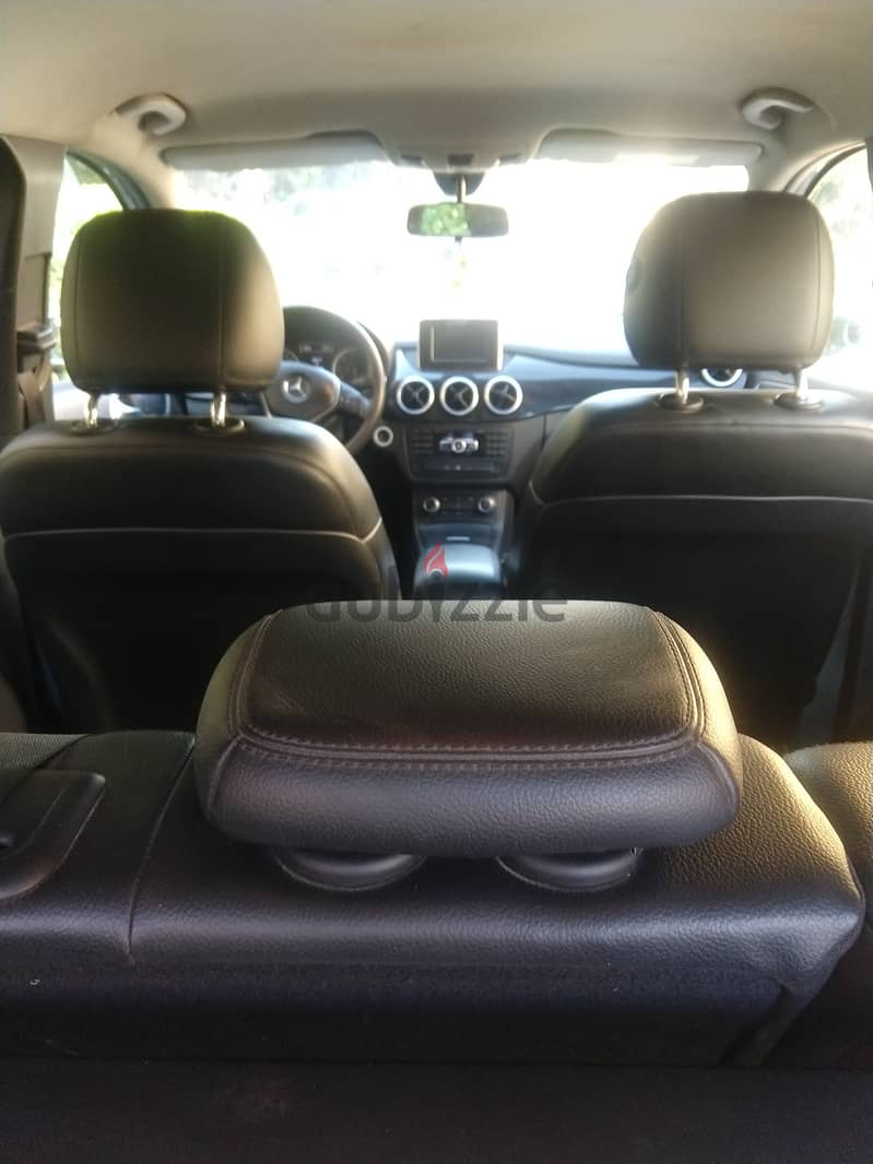 Mercedes Benz B200 in Perfect Condition 3